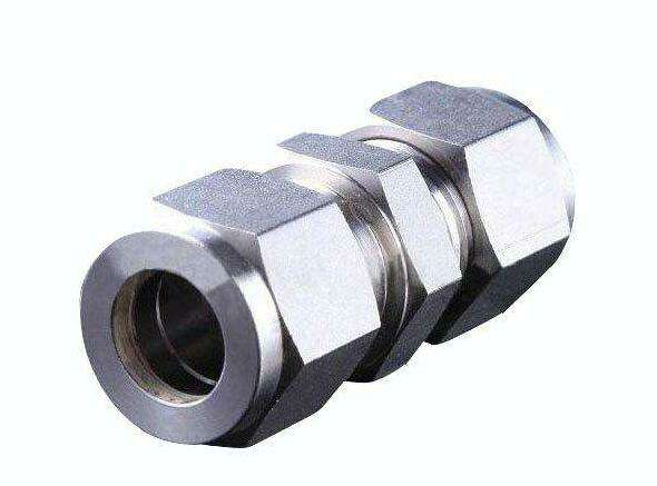 01061.jpg 管件接头厂家